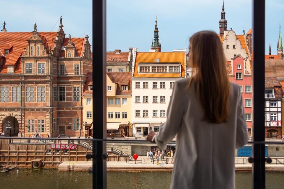 Day, Natural landscape, City view, Location