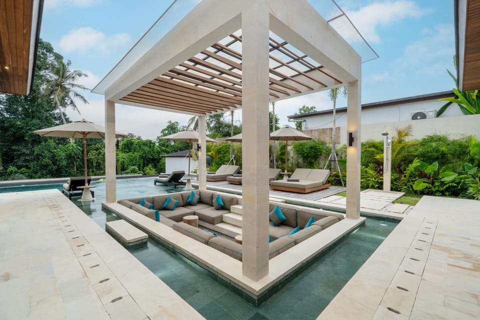 Property building, View (from property/room), Seating area, Pool view, Swimming pool, sunbed