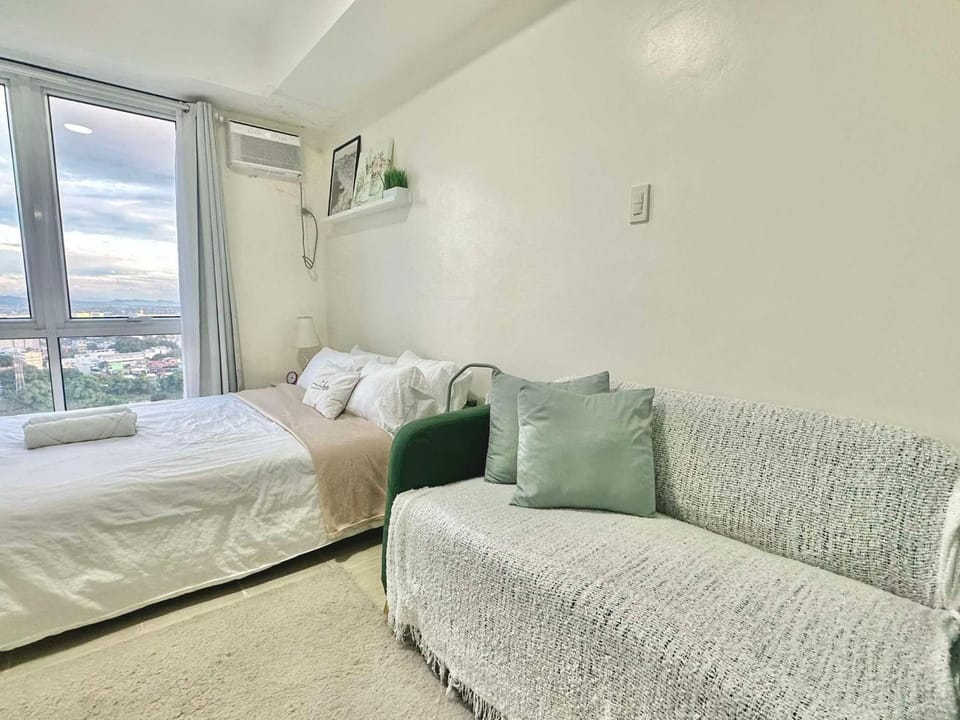 Comfy Spot Staycation Studio at Kasara Urban Pasig Apartment in Pasig