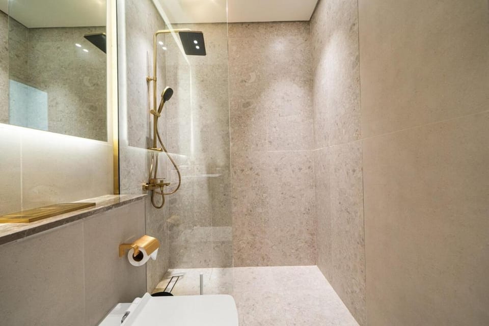 Luxury 1BR Apt Binghatti Amber Prime Location Apartment in Dubai