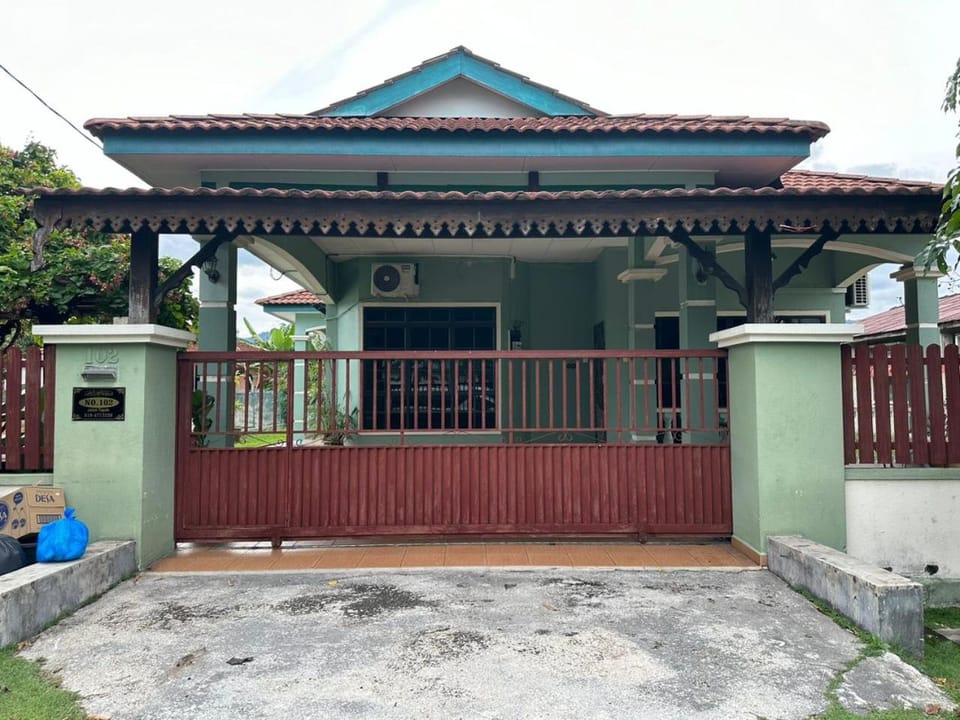 Homestay Manjoi - muslim2 House in Ipoh