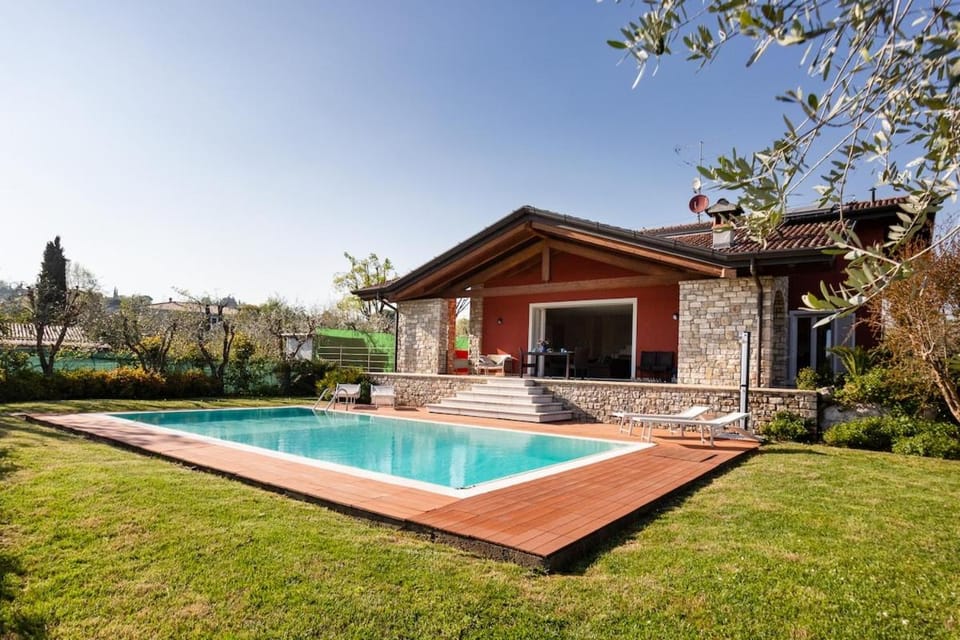 Villa Marina Moniga Private Pool Villa in Lake Garda