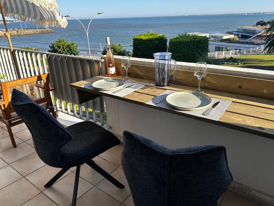 Patio, View (from property/room), Balcony/Terrace, Sea view