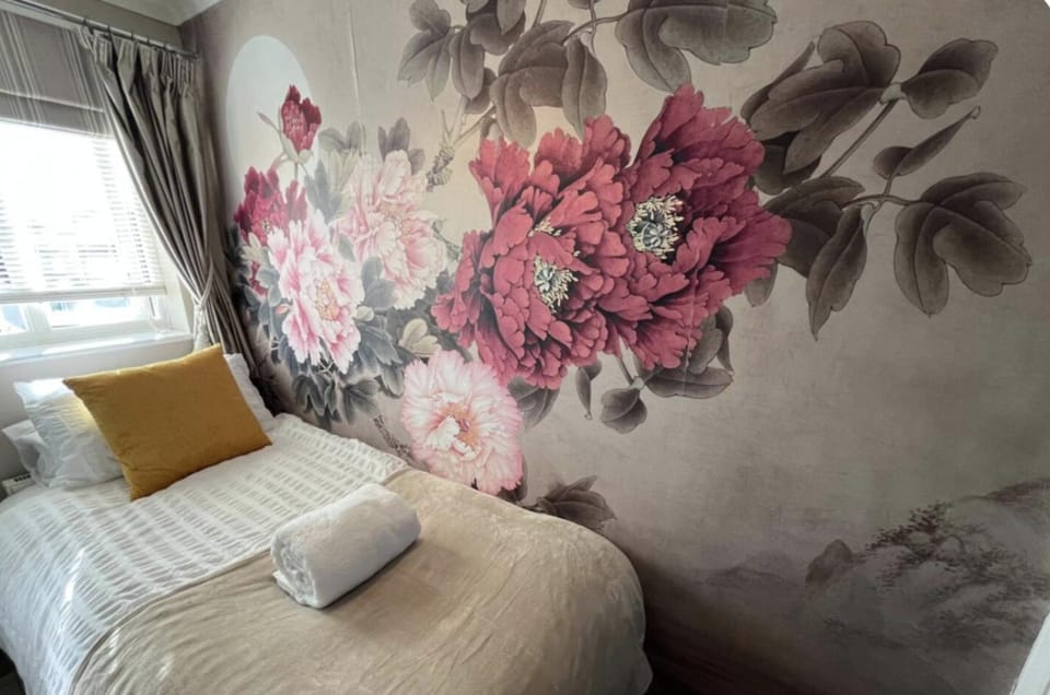 Bed, Decorative detail