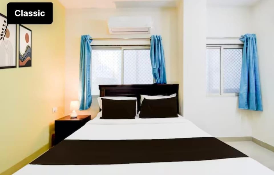 Bed, TV and multimedia, Bedroom, air conditioner