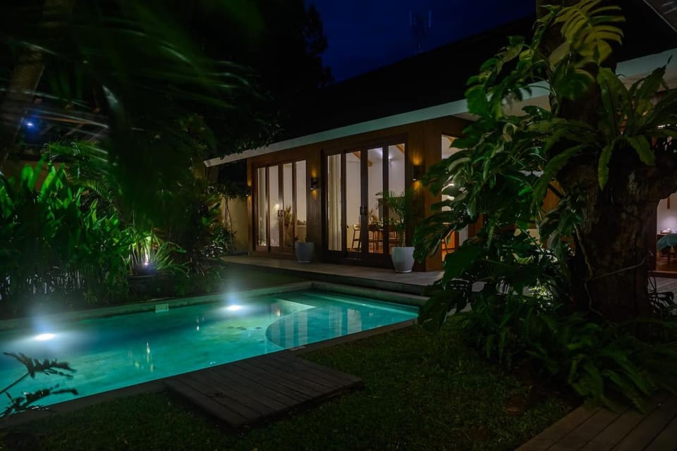 Villa Kesari 4 Trees Tropical Family 3BR VillaG Villa in Denpasar