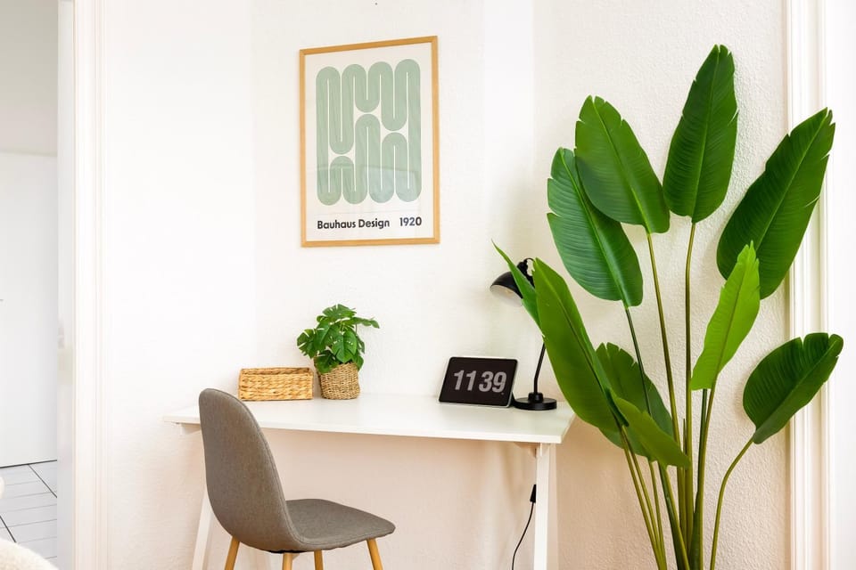 Living room, hair dresser