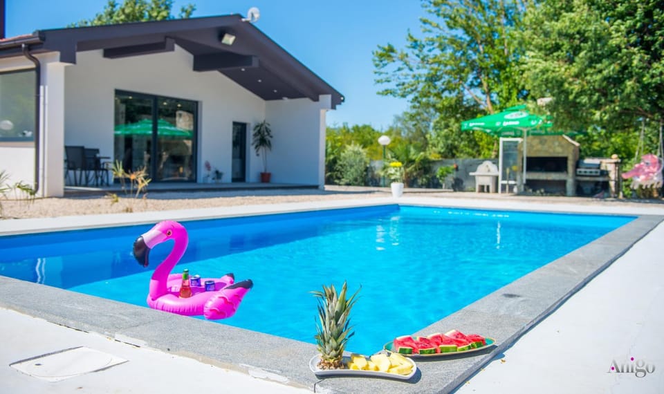 Property building, Pool view, Swimming pool