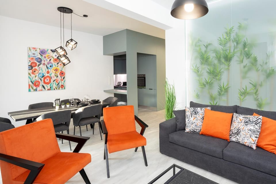 Bright 2 bedroom apartment in Palaio Faliro Apartment in South Athens