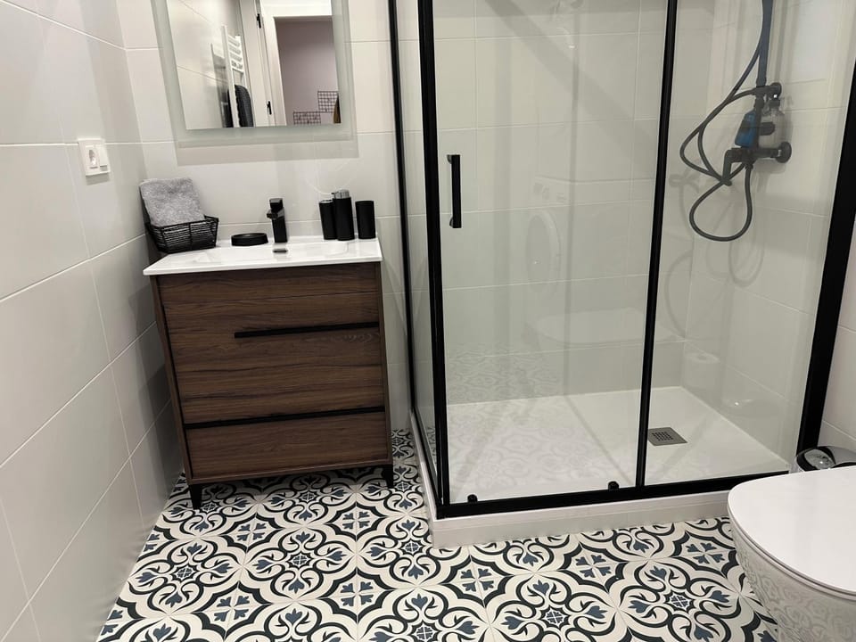 Shower, Bathroom