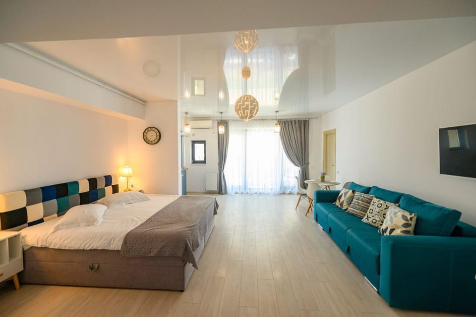 Sea & Lake Studio Apartment in Constanta