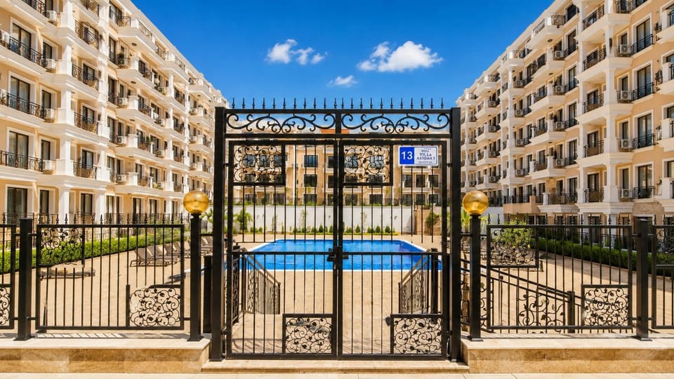 Boutique & Design Appartement - Emperium 1 Apartment in Burgas Province