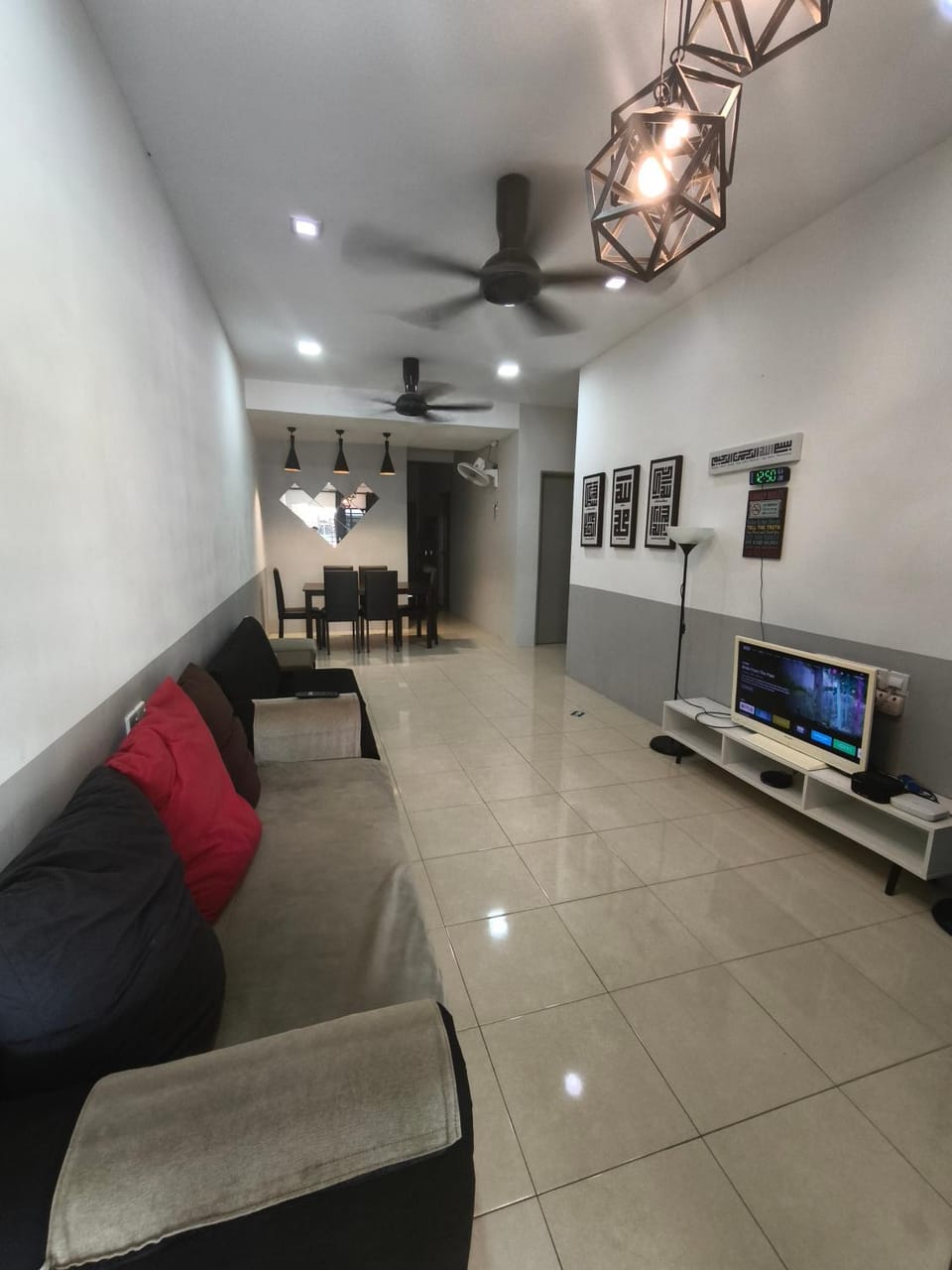 Hana Pekan Pahang Homestay 3room House in Pahang, Malaysia