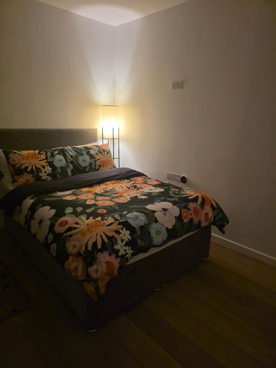 Bee Hive Studio Flat Bed and Breakfast in Stretford