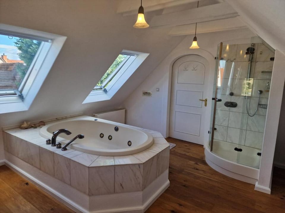 Shower, Bathroom, Bath