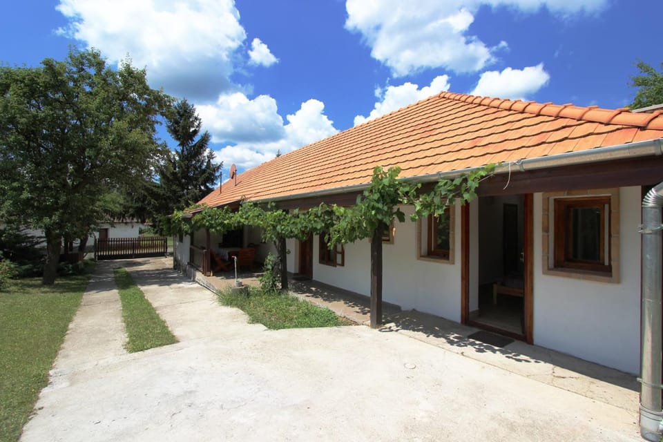 Lugas Vendégház Bed and Breakfast in Hungary