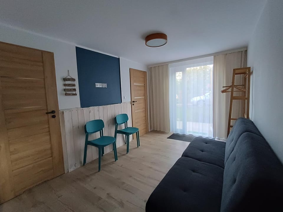 Kitchen or kitchenette, Living room, Seating area