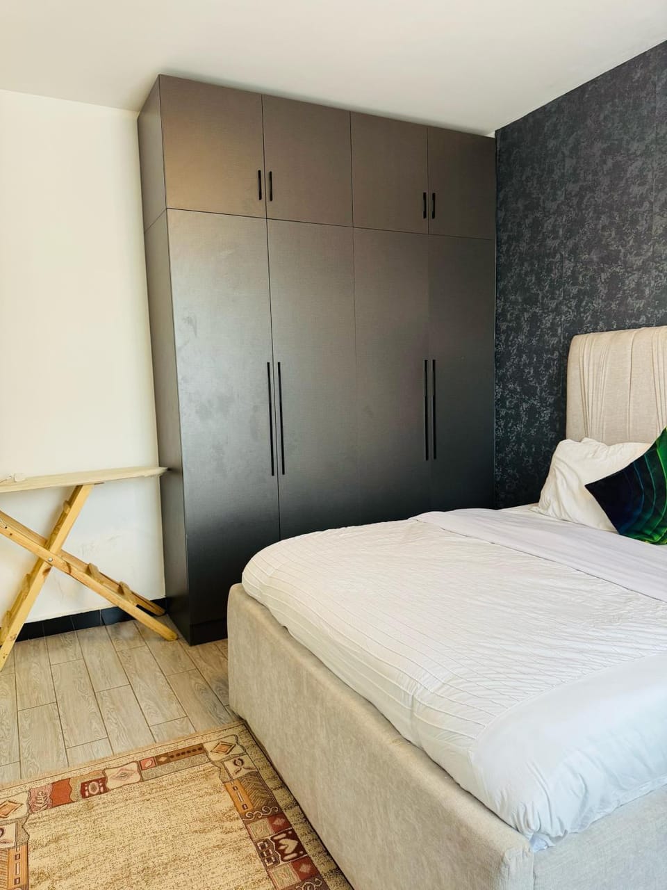 Executive 3 bedroom in Kilimani Apartment in Nairobi