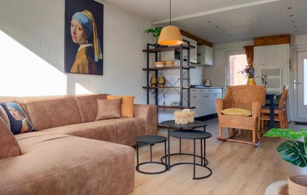 Living room, Seating area, pet friendly