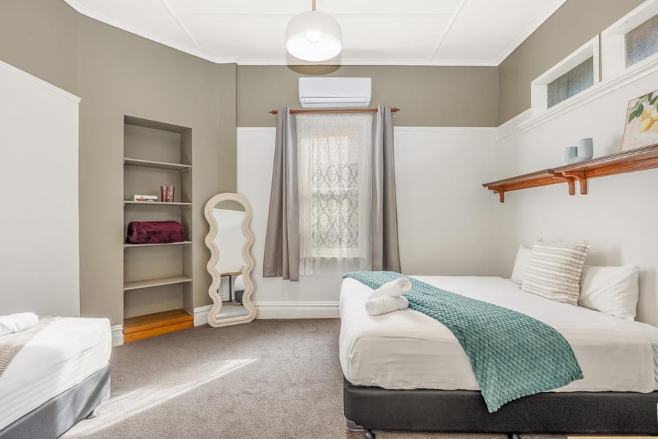 Bendigo Signature Accommodation on Vine House in Bendigo