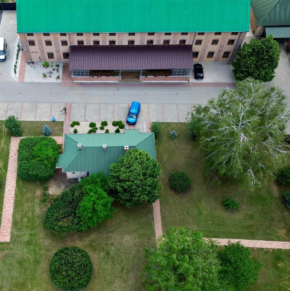 Property building, Garden