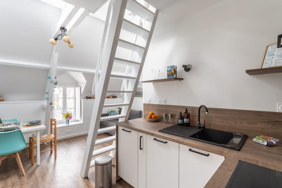 Kitchen or kitchenette, stove