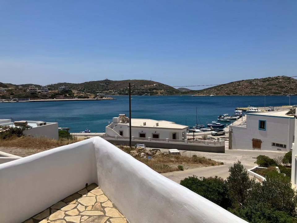 Amazing house close to the beach Villa in Decentralized Administration of the Aegean