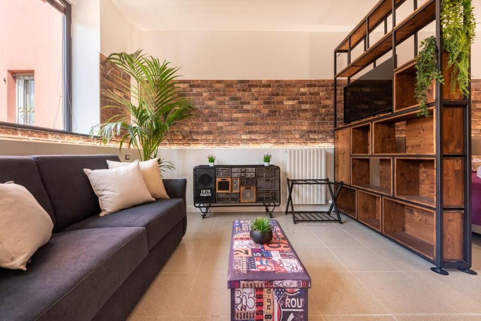 Wild Loft 20' Milan, 15 RHO-FIERA & MXP Apartment in Lombardy