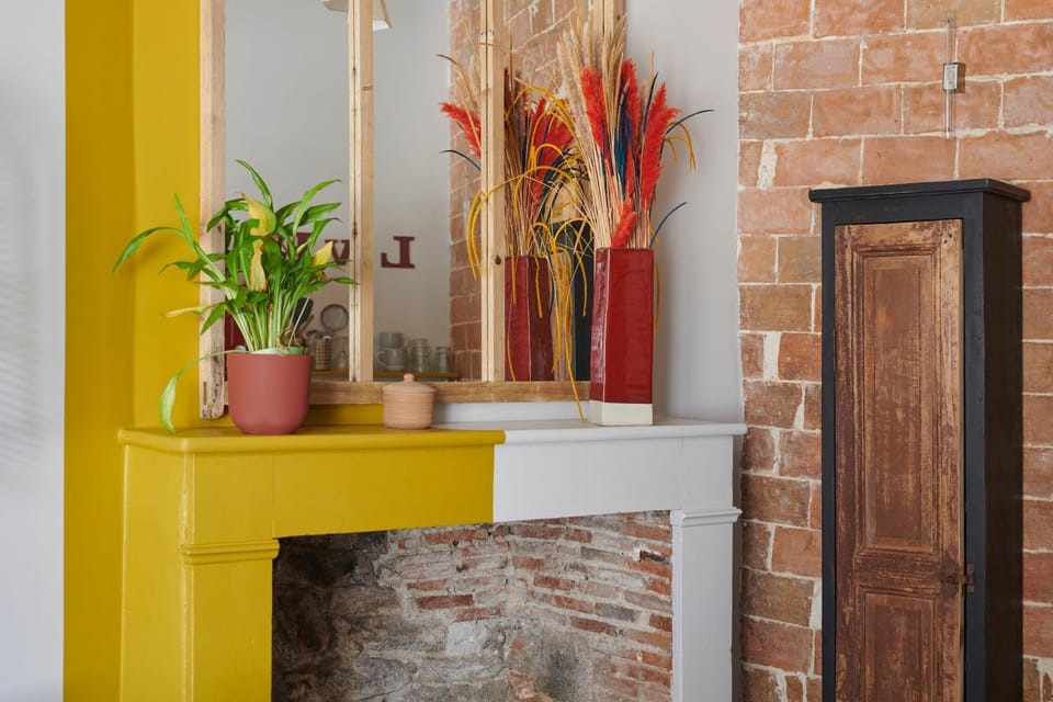 Decorative detail, fireplace