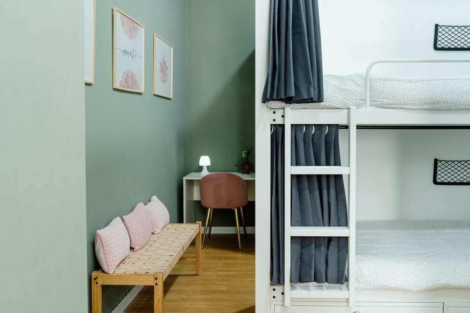 Photo of the whole room, bunk bed