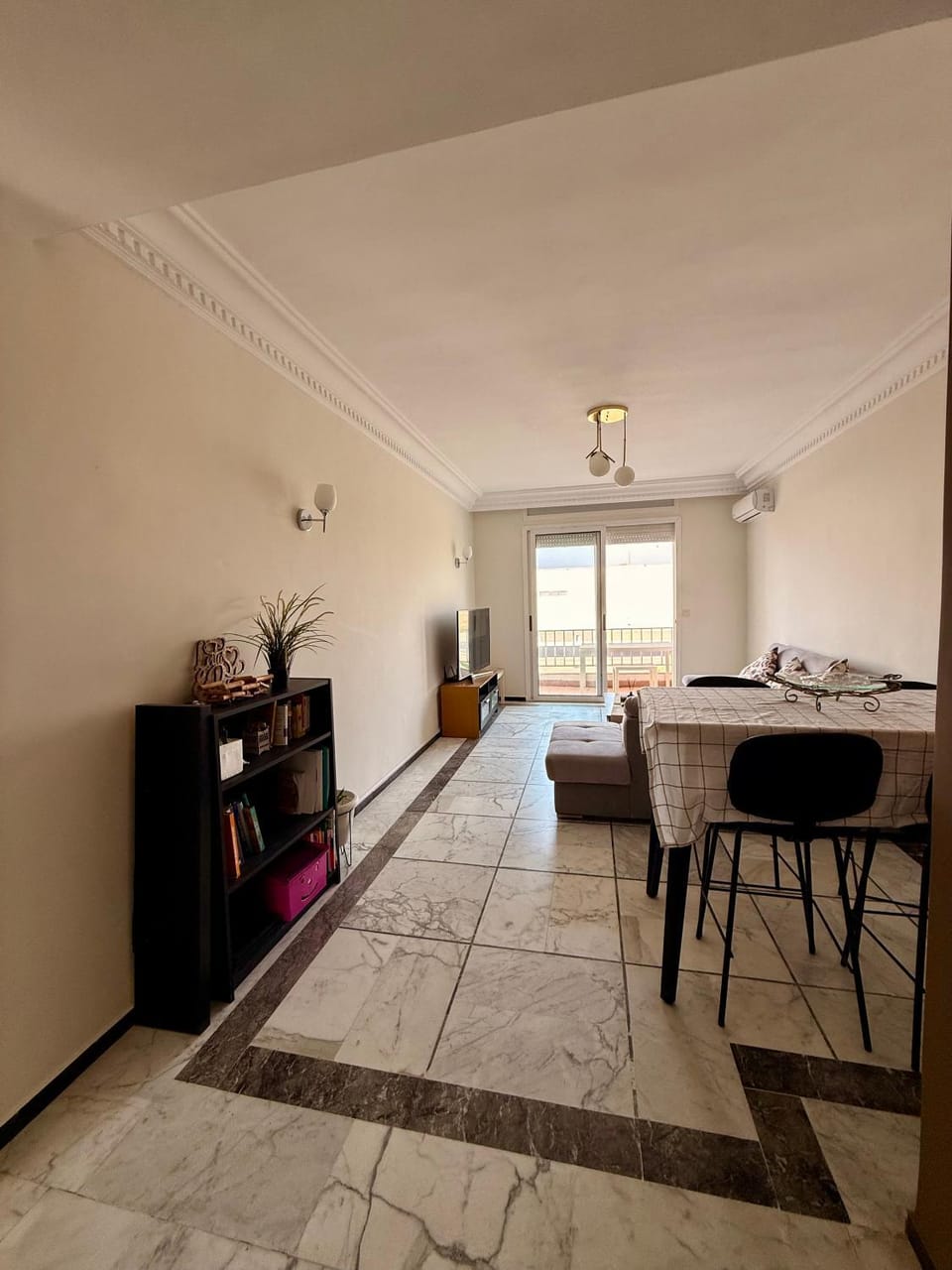 Living room, Dining area