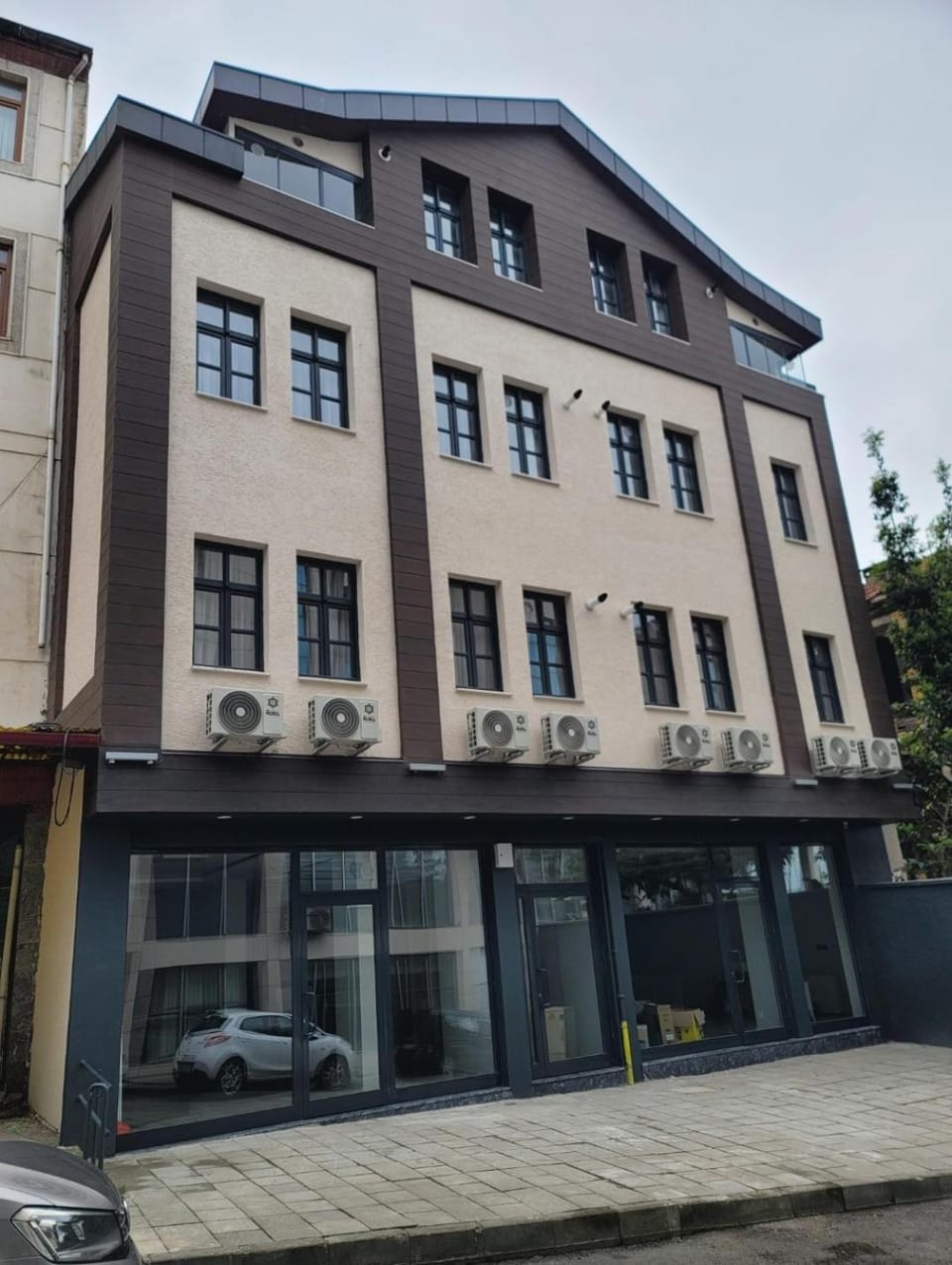 Property building, Day, Location, Parking