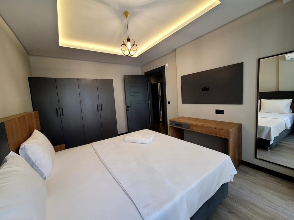 Bed, Bedroom, wardrobe