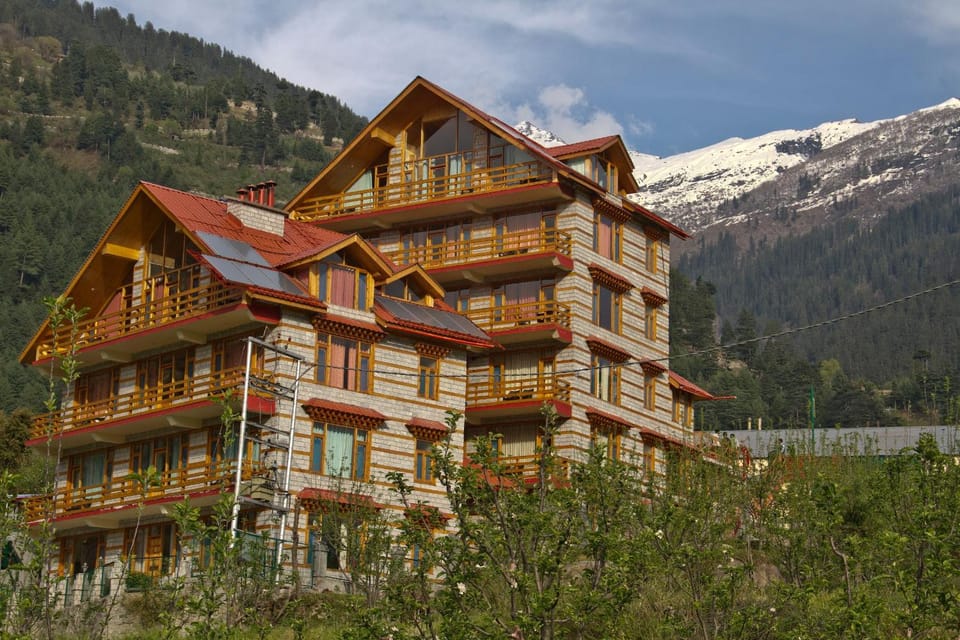 The Foghills A Boutique Hotel & Cottages Hotel in Manali
