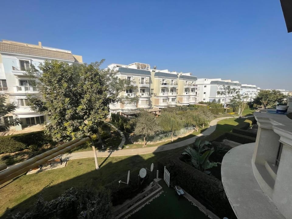 I VILLA Mountain View October Park Apartment in Egypt