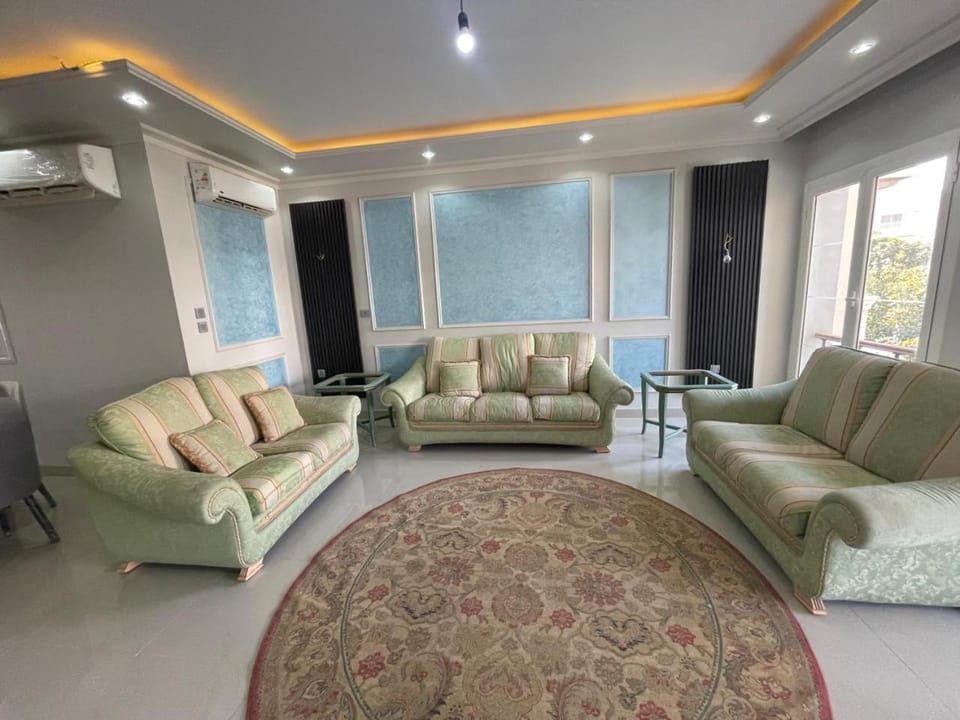 I VILLA Mountain View October Park Apartment in Egypt