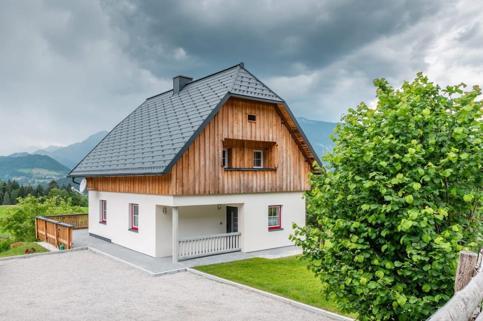 Property building, Day, Mountain view