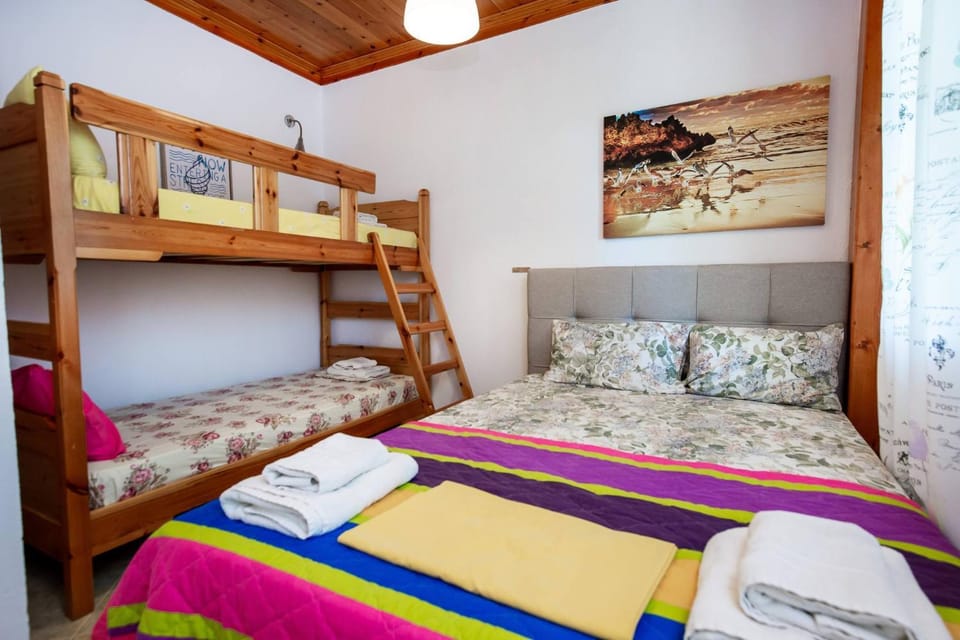 Emilia's House Apartment in Thasos
