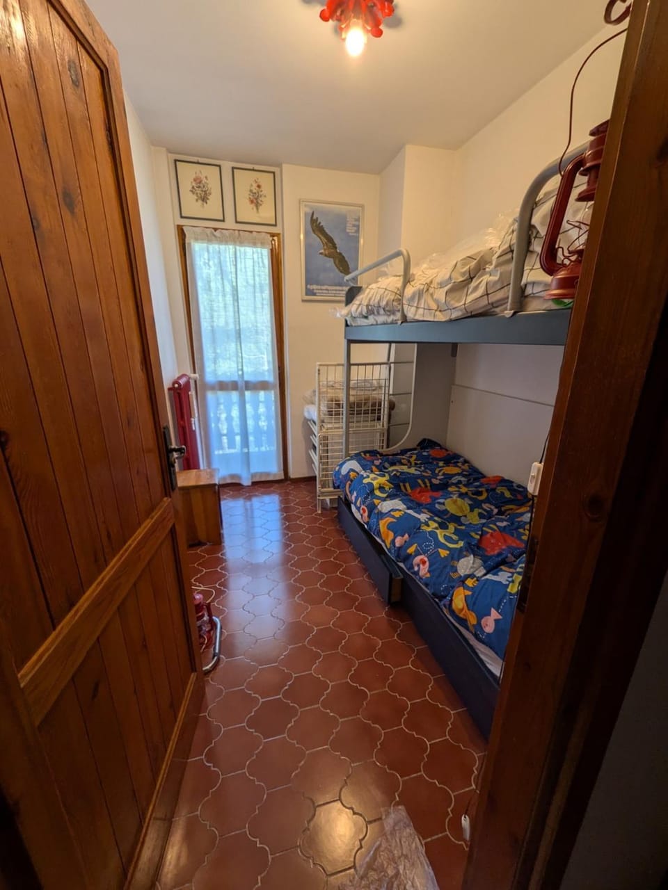 Photo of the whole room, Bedroom, bunk bed