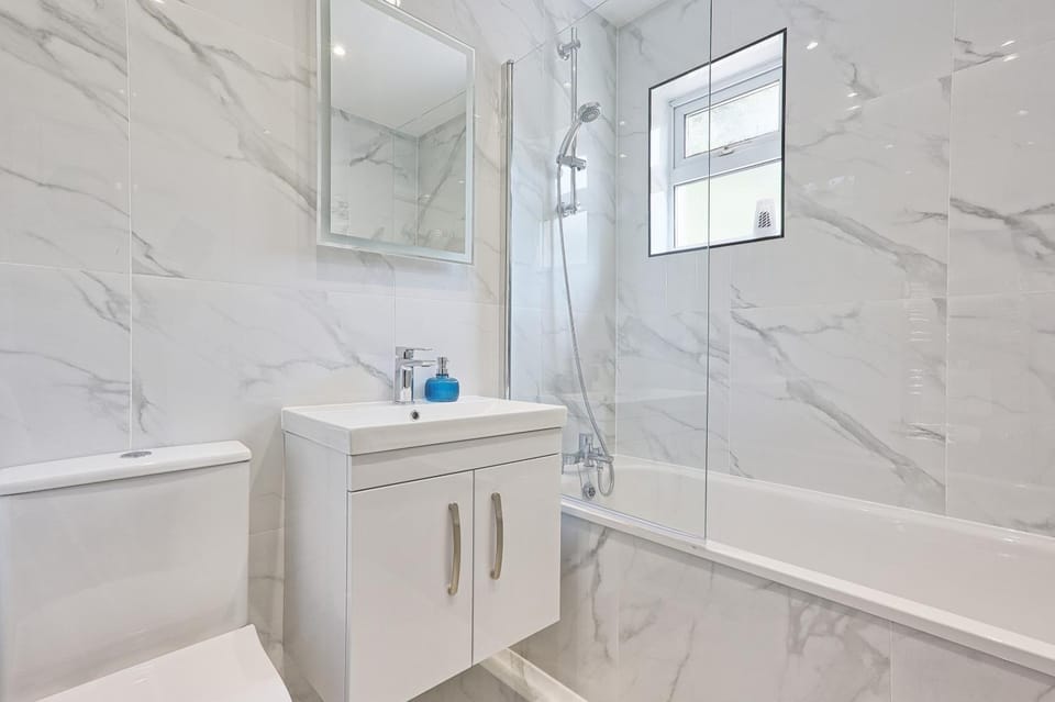 Bathroom, Bath