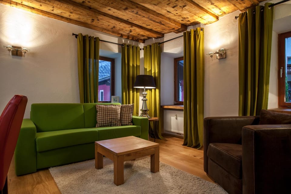 Bed, Living room, Other, Decorative detail