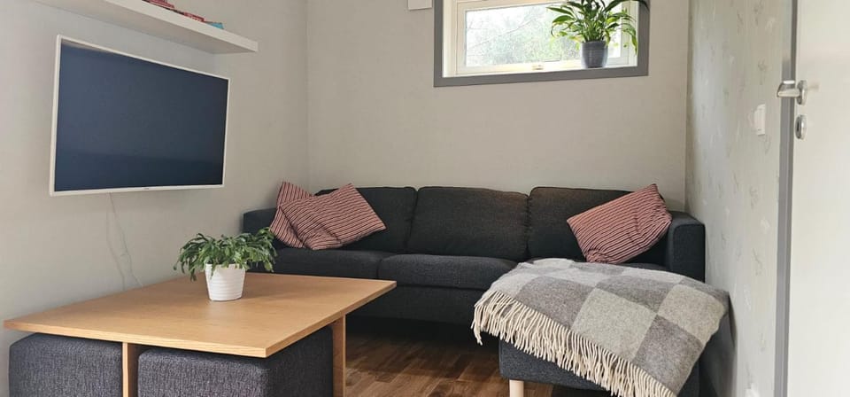 Newly built cottage near the sea and beach SE09110 House in Västra Götaland County