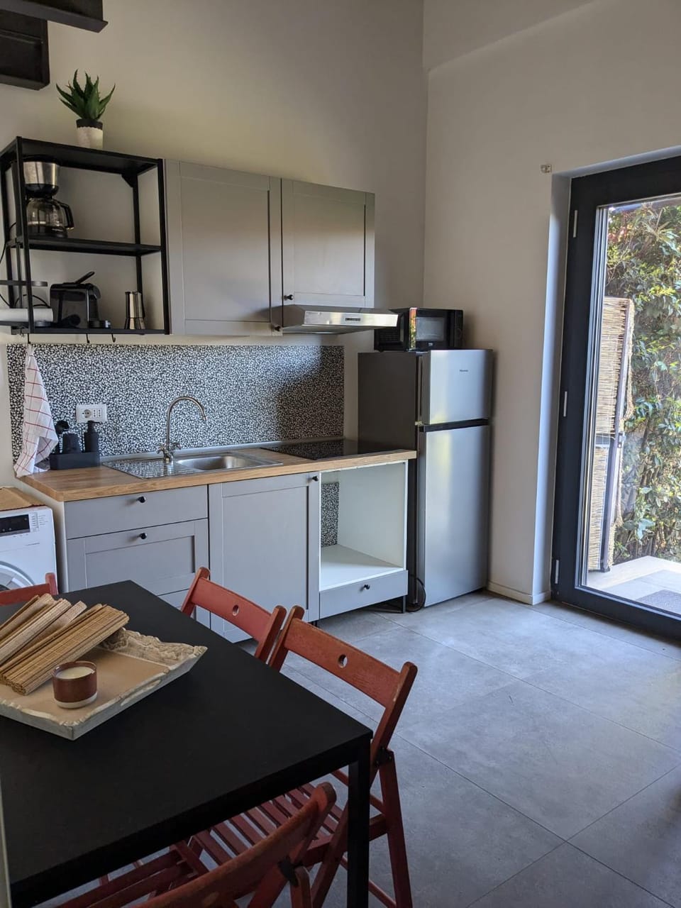 Kitchen or kitchenette, stove