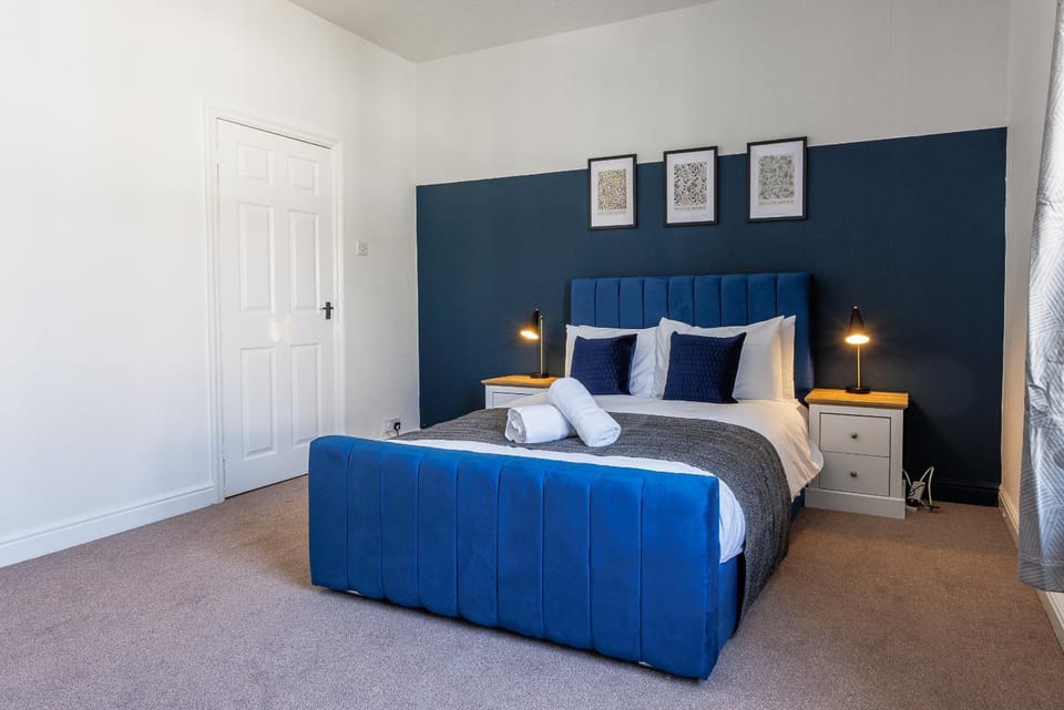 Ideal 3BR for Contractors & Families, Stockton Apartment in England