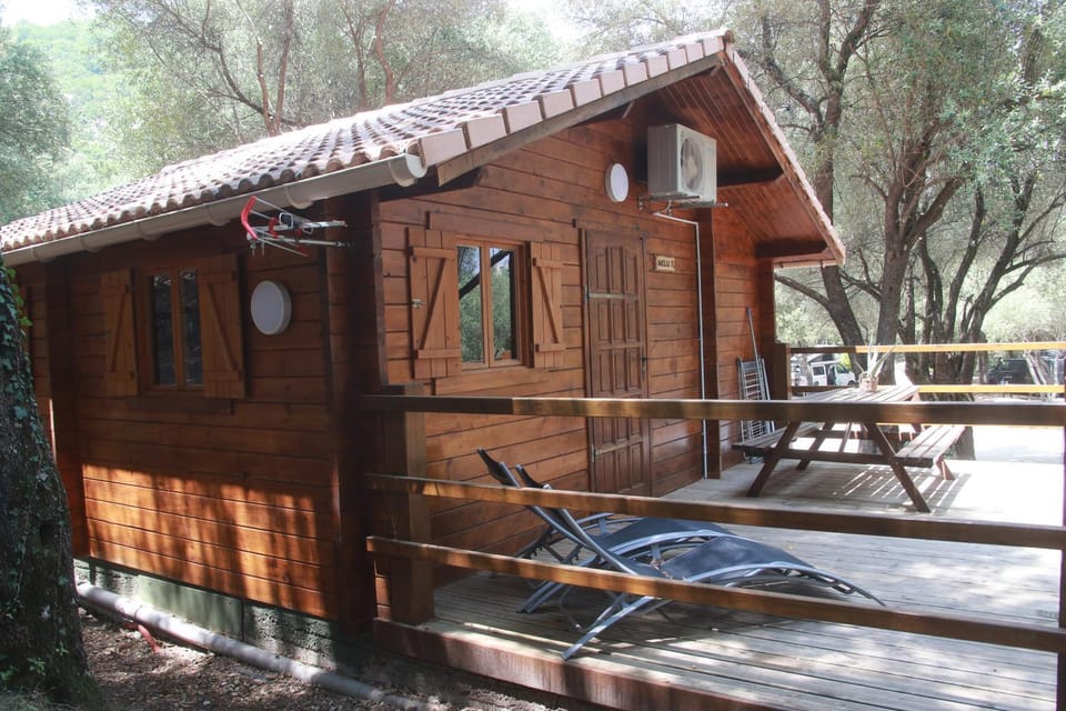Alivi Di A Restonica Campground/ 
RV Resort in Corsica