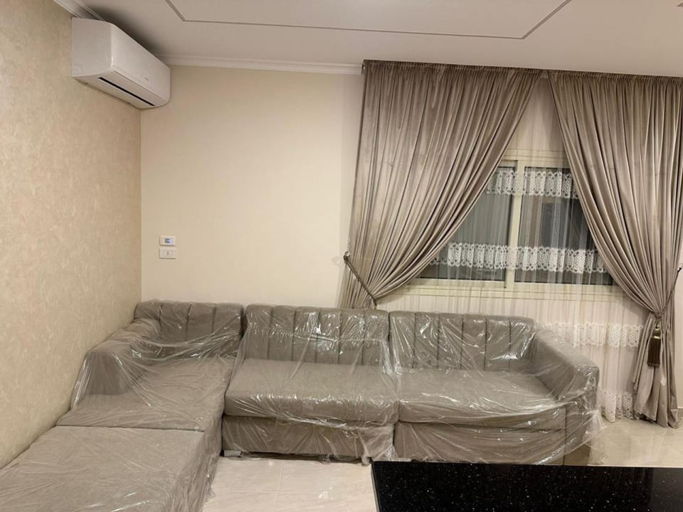 TV and multimedia, Living room, air conditioner