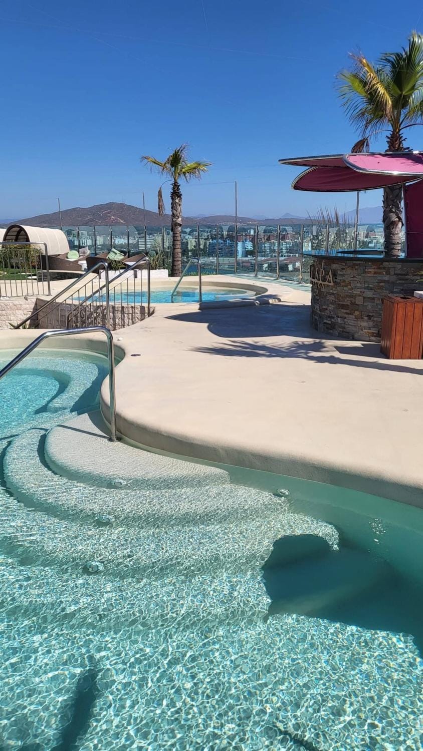 Summer, Swimming pool