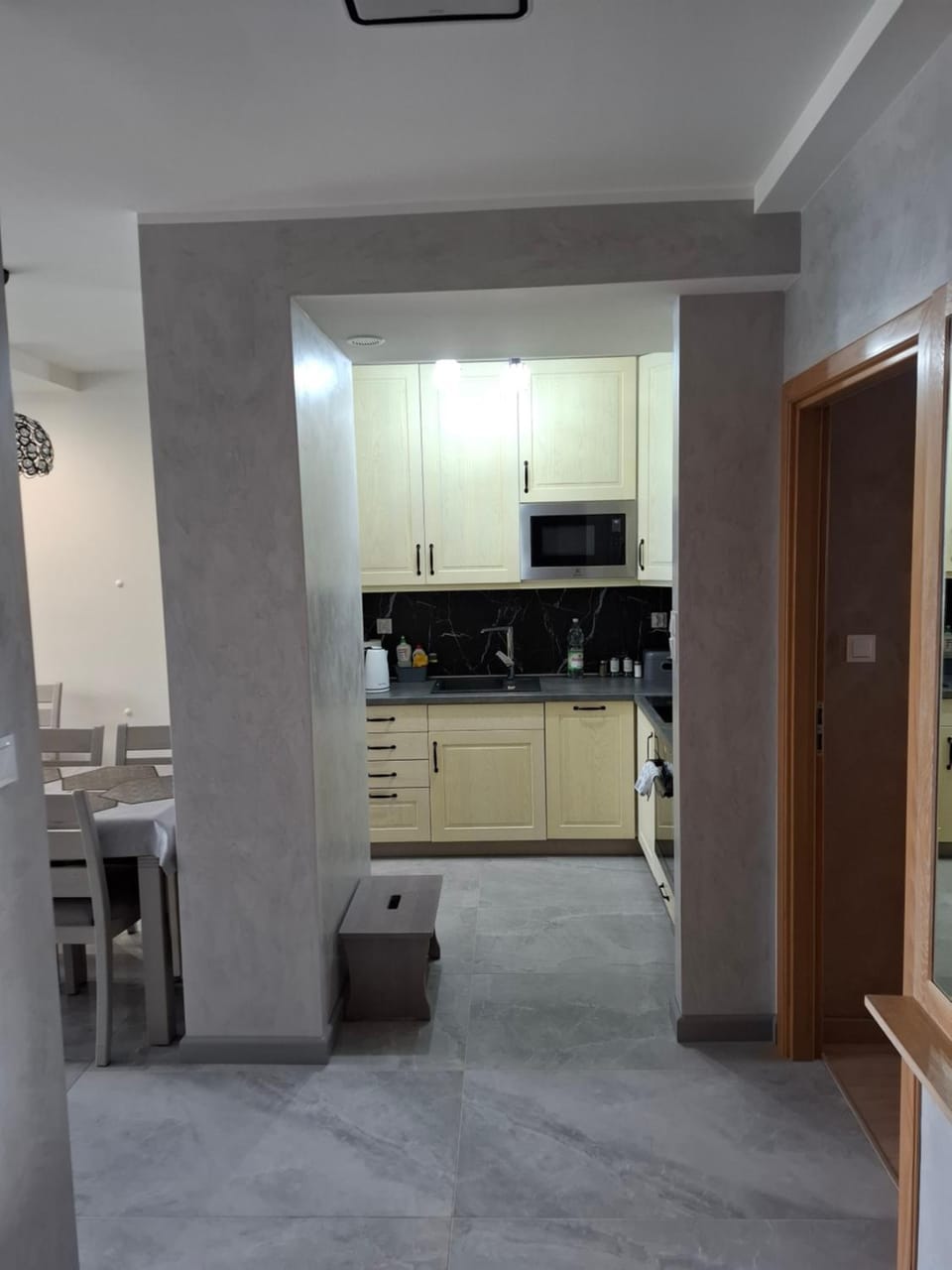 Kitchen or kitchenette, stove
