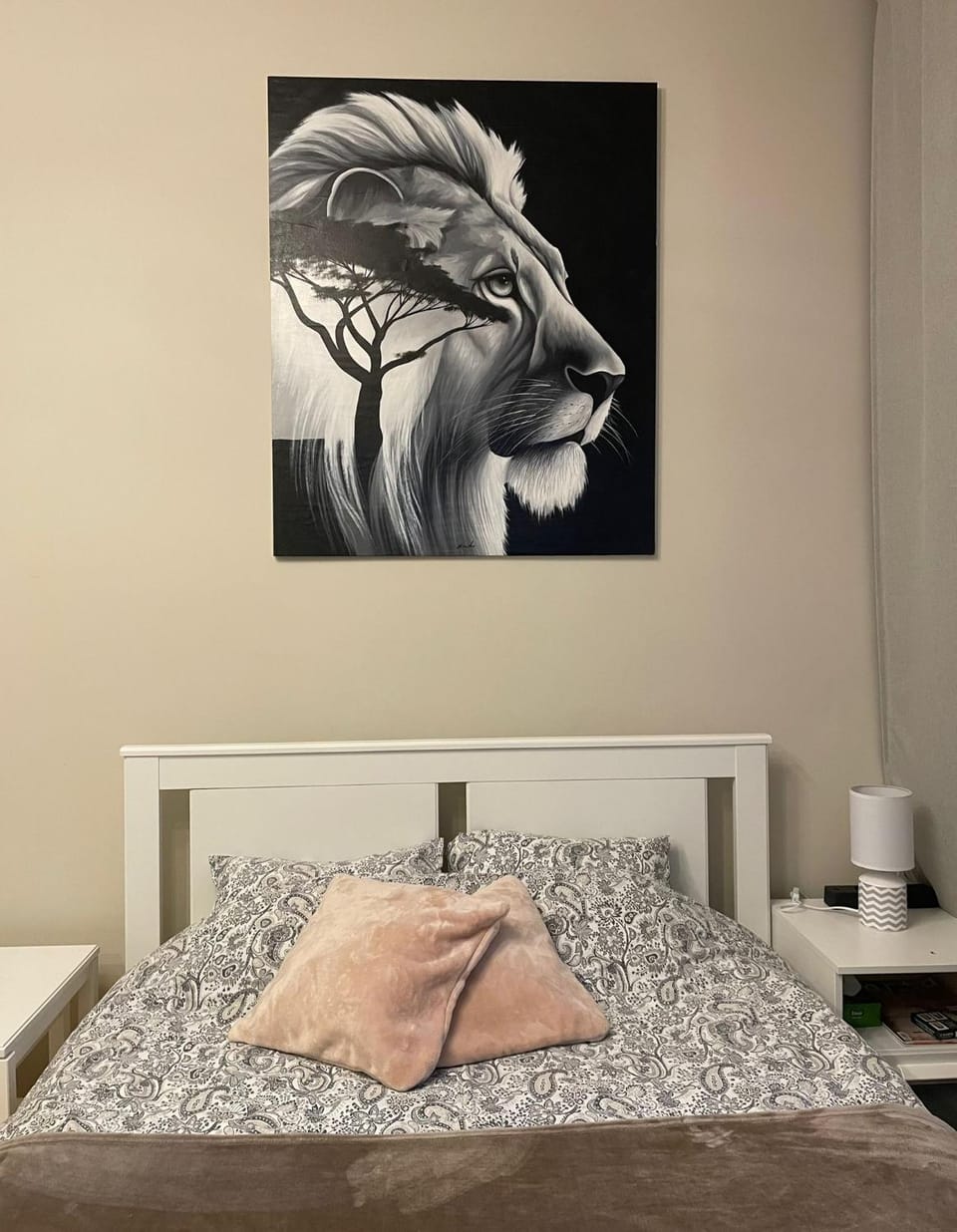 Bed, Decorative detail