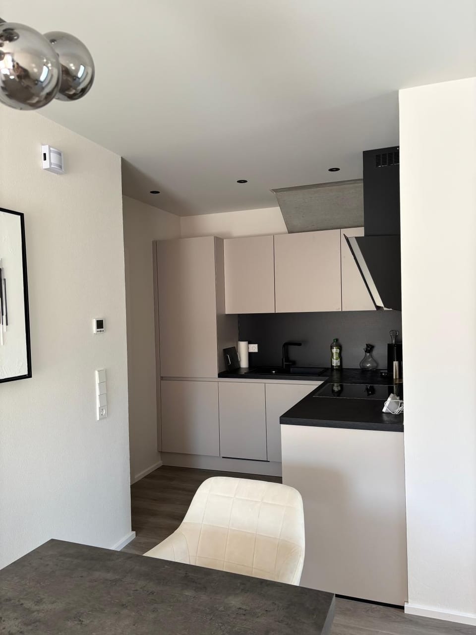 Kitchen or kitchenette, Living room